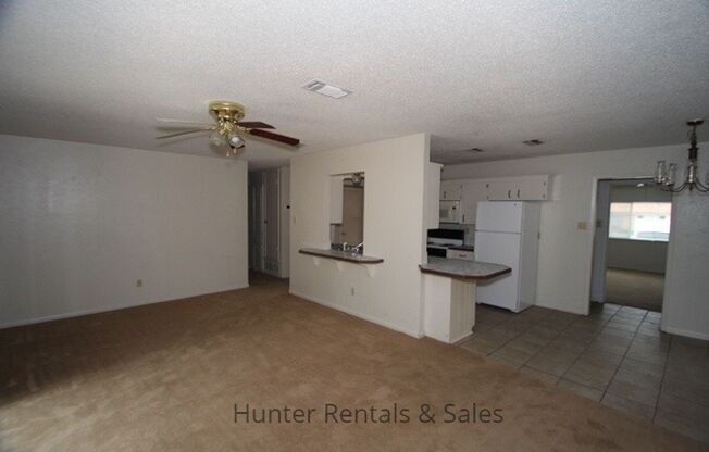 3 beds, 1.5 baths, $1,250