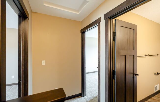2 beds, 1.5 baths, 1,080 sqft, $1,875, Unit 3324