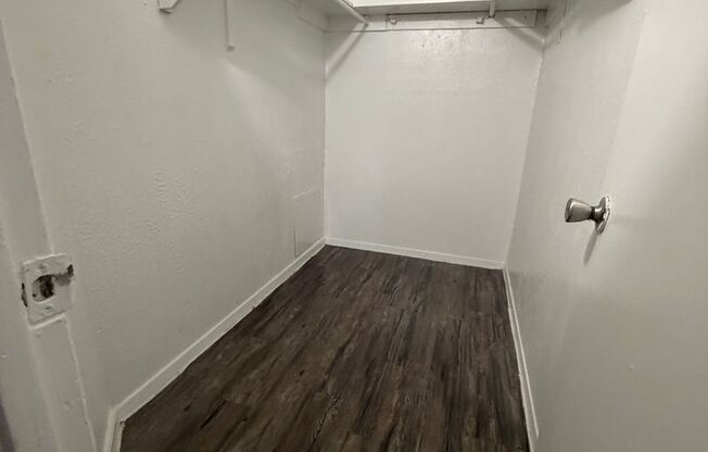1 bed, 1 bath, 725 sqft, $1,200, Unit 1006