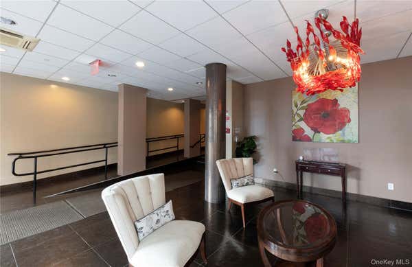 116 11 CURZON RD