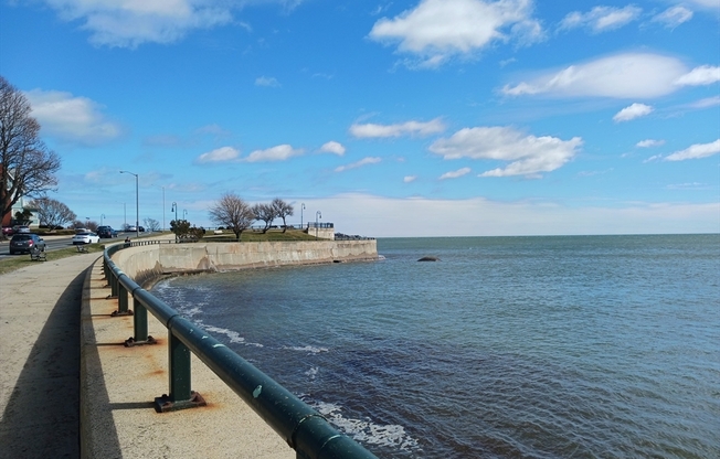 285 Lynn Shore Drive