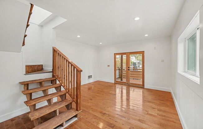 Spacious 2-Bedroom ADU in West Seattle — $3,000/month