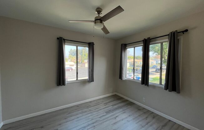 2 beds, 1 bath, $2,590, Unit 13408