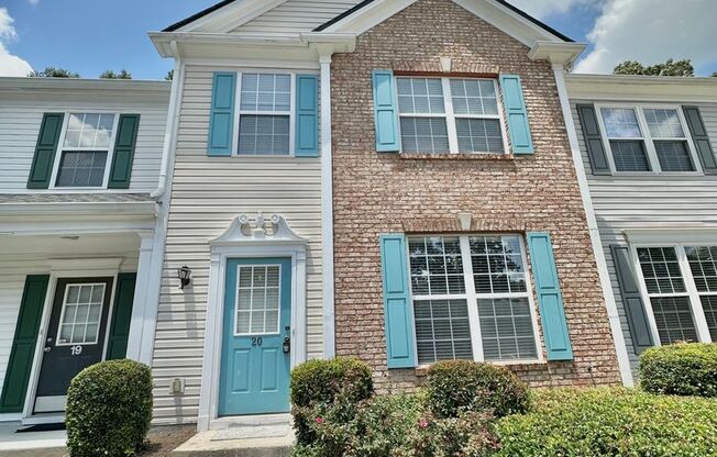 Stylish 3-Bed, 2.5-Bath Townhome in Prime Alpharetta Location