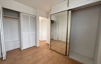 AVAILABLE NOW! 2 BED 1 BATH 1 COVERED PARKING ALL UTL. INCLUDED, WASHER DRYER IN UNIT