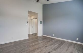 Studio, 1 bath, 370 sqft, $1,595, Unit #135