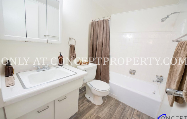 2 beds, 1 bath, 700 sqft, $1,399, Unit 19