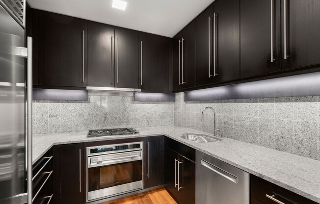 2 beds, 2 baths, 1,263 sqft, $8,000, Unit 21M