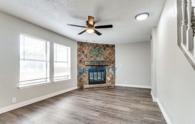 278 ALEXANDRIA DR