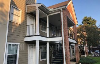 141 E Boyd Dr