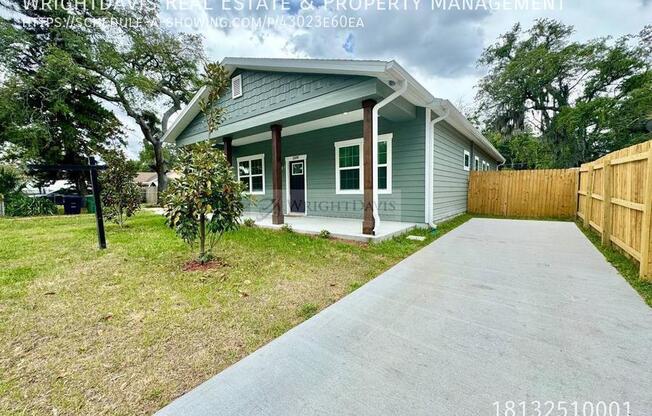 2109 E CARACAS ST