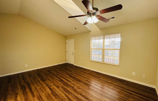 1 bed, 1 bath, 612 sqft, $1,025, Unit 1690-08 PVC