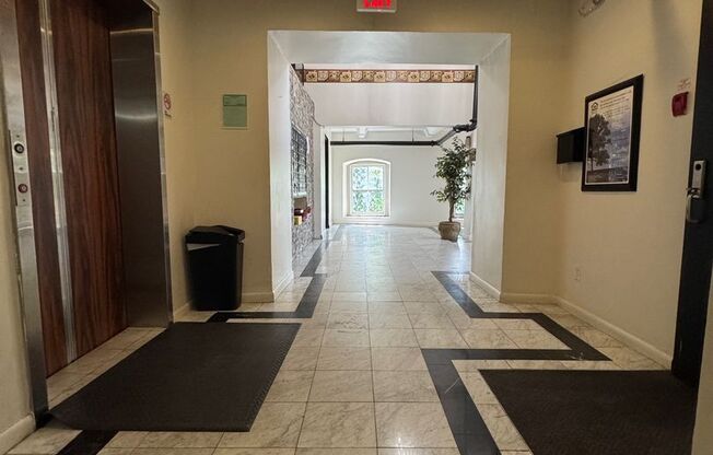 Studio, 1 bath, 600 sqft, $1,050, Unit 308
