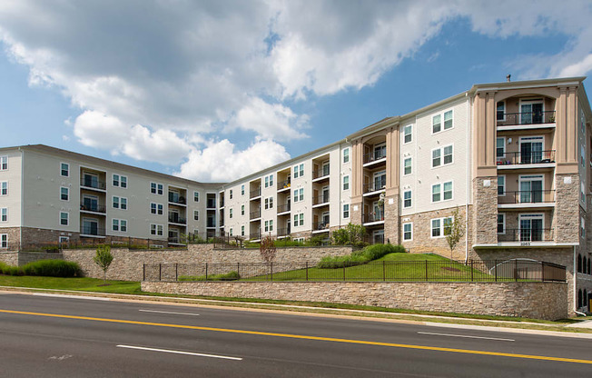 Premier Apartment Community at Kensington Place, Woodbridge, VA