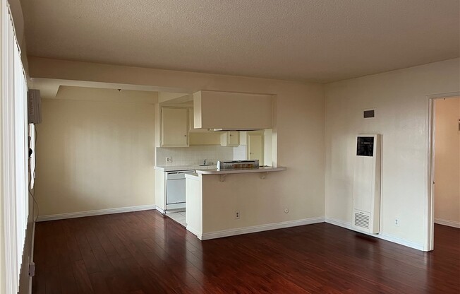 415 N 3 ST