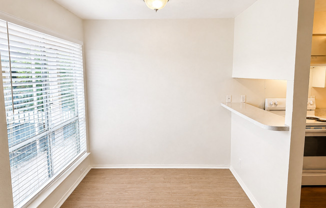1 bed, 1 bath, 570 sqft, $1,264, Unit OPA-348