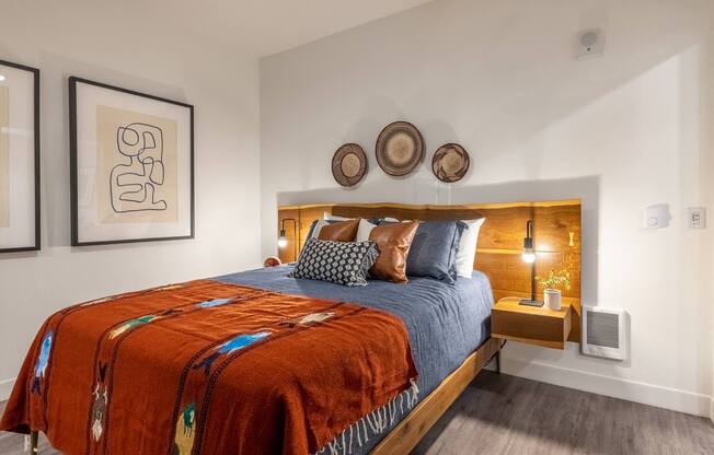 1 Bedroom Model Bedroom - Coen & Columbia