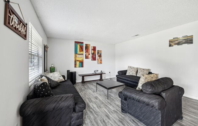 2 beds, 2 baths, 1,125 sqft, $1,650, Unit 7