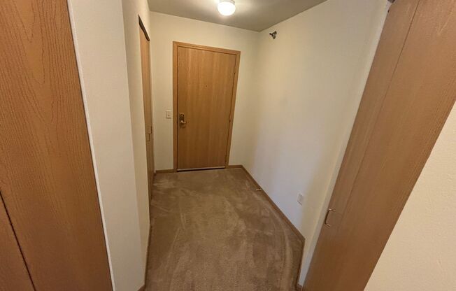 1 bed, 1 bath, 756 sqft, $1,555, Unit 302-301