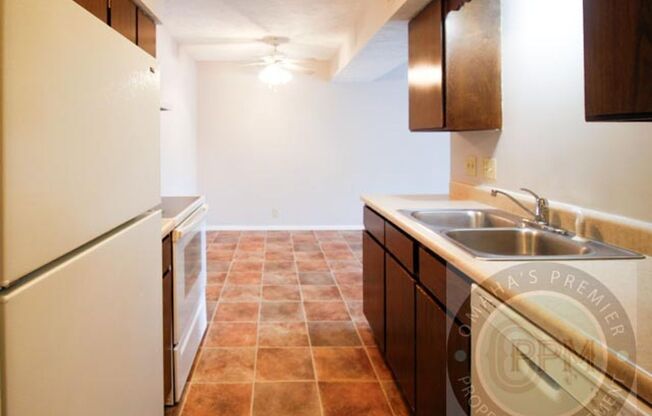 1 bed, 1 bath, 725 sqft, $775, Unit 820/206