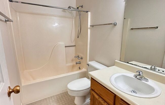 3 beds, 2.5 baths, $1,950