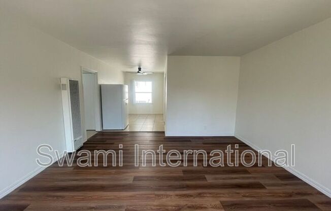 622 1/2 E 97 ST