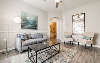 2211 Grand Isle