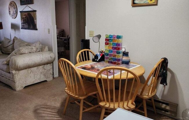 2 Bedroom 1 Bathroom Apartment