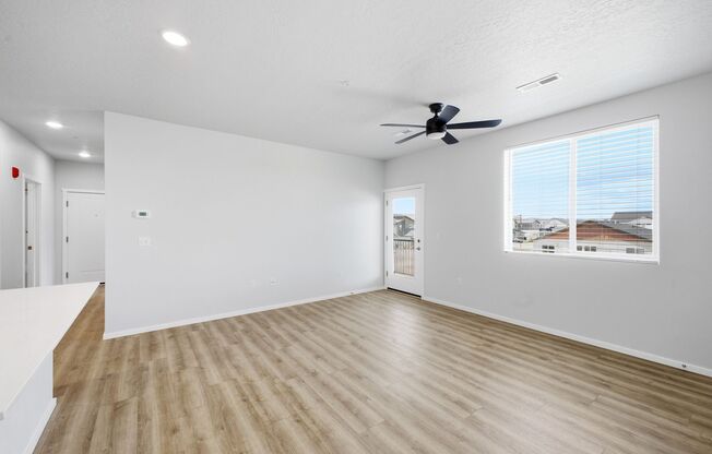 2 beds, 2 baths, 987 sqft, $1,532, Unit B307