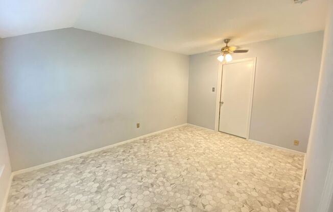 3 beds, 1 bath, $1,695