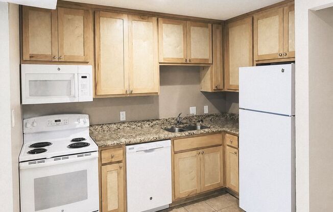 2016 Paisley Dr Unit E, Arlington, TX 76015