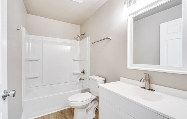 2 beds, 1 bath, 878 sqft, $1,349, Unit 4613-06