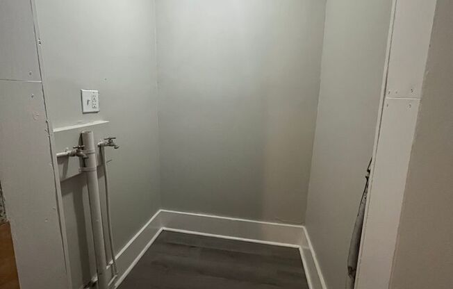 2 beds, 1 bath, $950