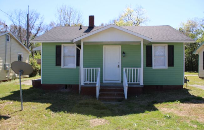 Newly Renovated 3 Bedroom Home W/ Bonus Room!