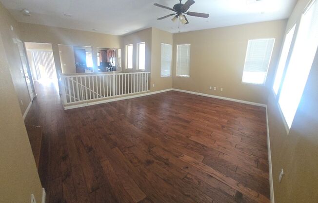 Beautiful 4 Bedroom Home in Mountains Edge