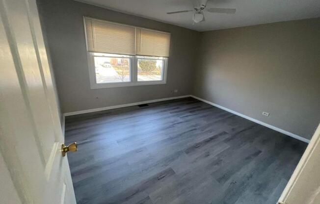 330 DEAN CIR