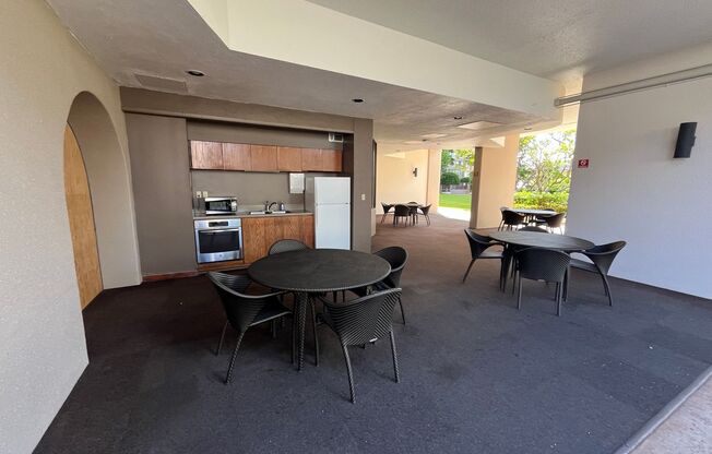 1 bed, 1 bath, $2,950