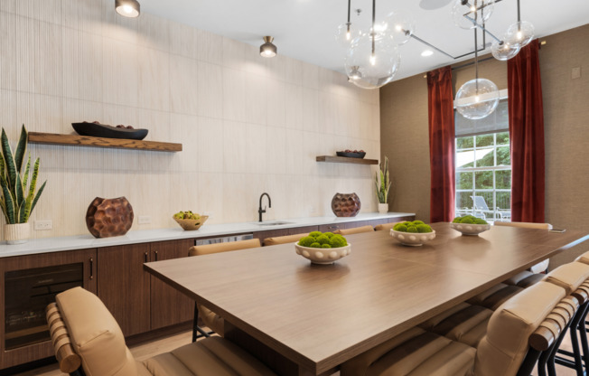 2 beds, 2 baths, 1,317 sqft, $4,100, Unit 1500-0809