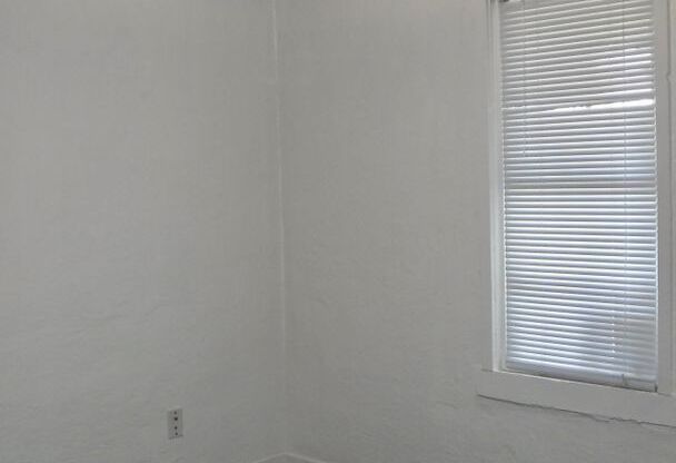 Charming 2 bedroom home