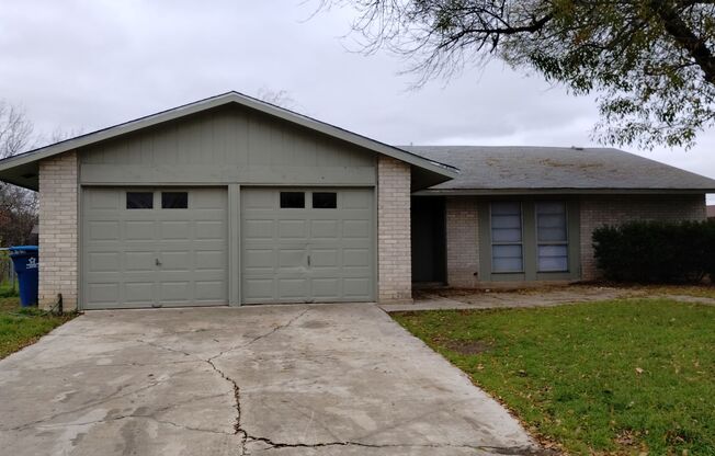 5102 Alan Bean Dr. Kirby TX 78219