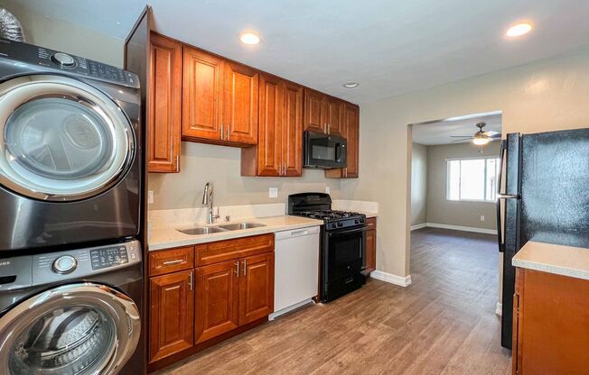 CG - Euclid Apartments