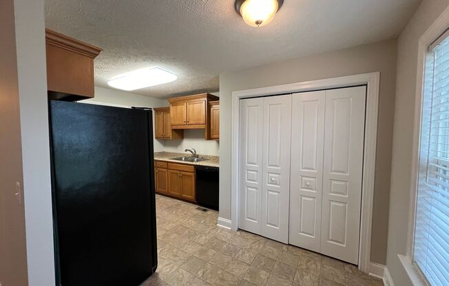 3 beds, 2 baths, $1,850