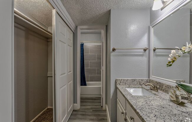 1 bed, 1 bath, 634 sqft, $1,250, Unit 201