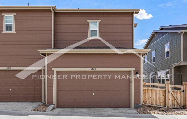 3 beds, 2.5 baths, $2,775