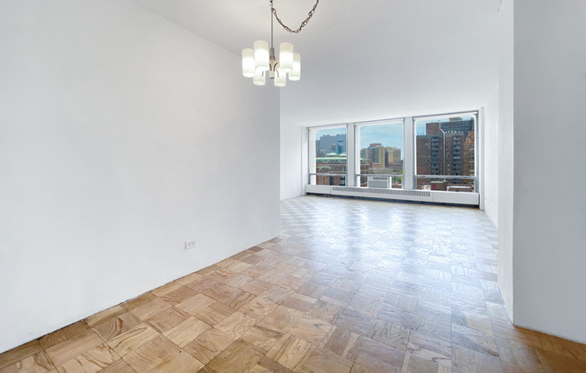 1 bed, 1 bath, 754 sqft, $4,700, Unit 10K