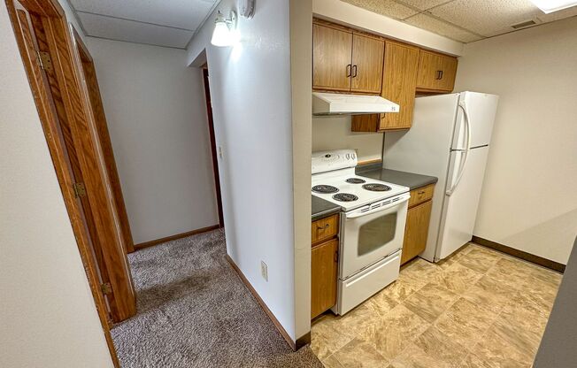 2 beds, 1 bath, $950