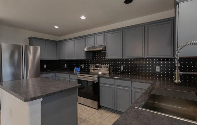 1300 WIND STAR WAY