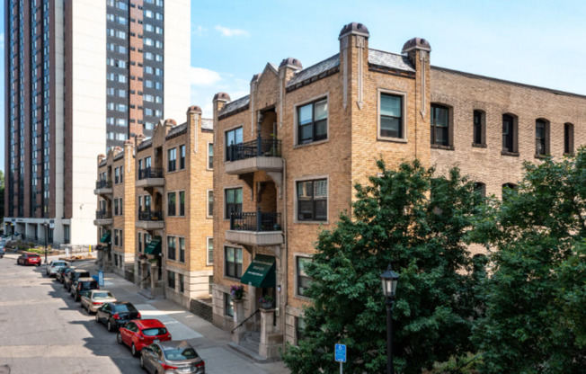 1 bed, 1 bath, 508 sqft, $995, Unit 227-301