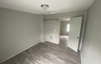 1 bed, 1 bath, 525 sqft, $700, Unit Unit 4