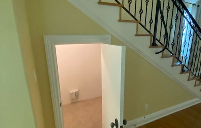 South Redondo - Spacious 4 Bedroom 4.5 Bathroom